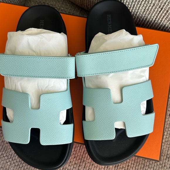 SNIB HERMÈS Bleu Cristaux Epsom Women’s Chypre Sandals - Picture 2 of 16